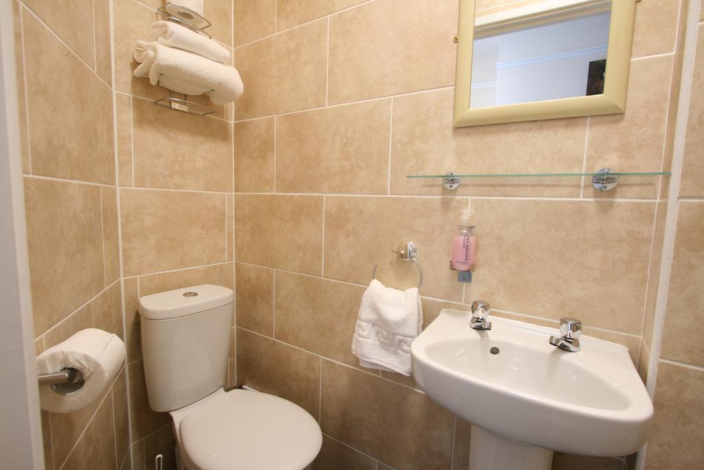 Central Hotel Cheltenham By Roomsbooked Εξωτερικό φωτογραφία