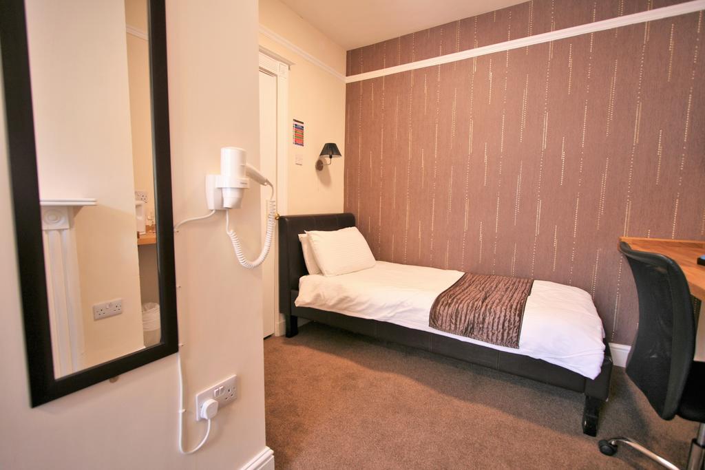 Central Hotel Cheltenham By Roomsbooked Εξωτερικό φωτογραφία
